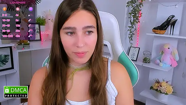 Snapshot of _Eliizabeth_ chatting on October 2025 09:14:01 PM Eliizabeth online show from October 2025 09:14:01 PM