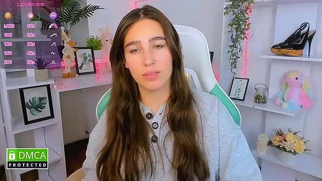 Snapshot of _Eliizabeth_ chatting on October 2025 09:46:01 PM Eliizabeth online show from October 2025 09:46:01 PM