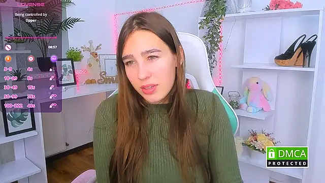 Snapshot of _Eliizabeth_ chatting on November 2025 09:39:02 PM Eliizabeth online show from November 2025 09:39:02 PM