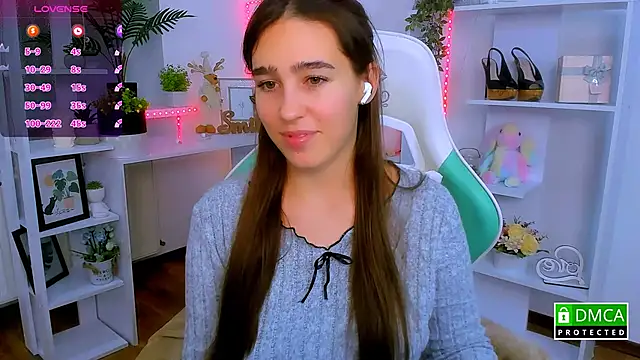 Snapshot of _Eliizabeth_ chatting on December 2025 10:27:02 PM Eliizabeth online show from December 2025 10:27:02 PM