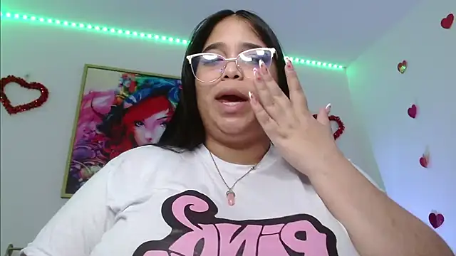 tati reyess online show from February 2025 01:02:01 PM