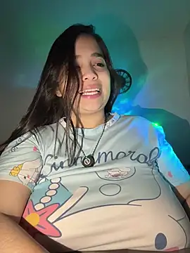 tati reyess online show from September 2025 04:07:01 AM