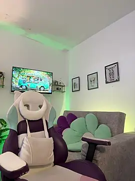 tati reyess online show from March 2026 12:33:02 PM