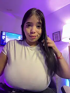 tati reyess online show from April 2026 11:09:01 AM