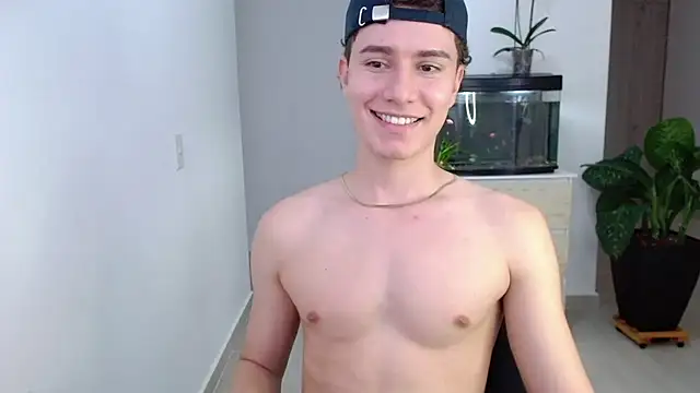 adrian morelly online show from December 2024 10:03:01 PM