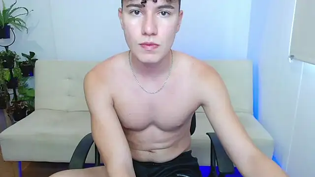 adrian morelly online show from November 2025 06:29:02 PM