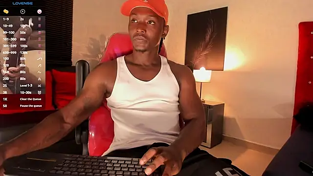 DannSmmith online show from March 2025 12:44:02 PM