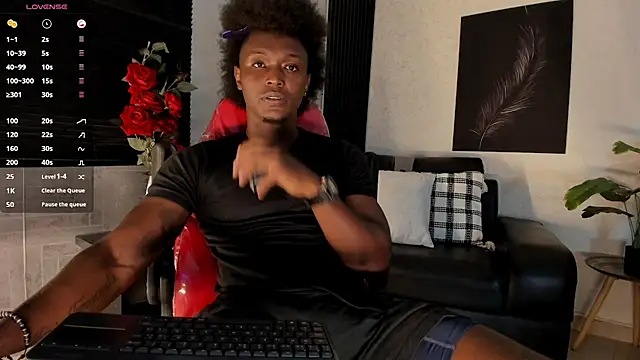 DannSmmith online show from June 2026 01:40:02 AM