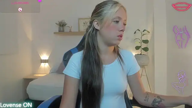 Snapshot of nataly_rodri chatting on April 2026 01:59:01 AM nataly rodri online show from April 2026 01:59:01 AM