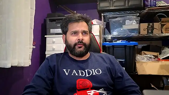 Sakhtlaundaz online show from November 2025 10:31:02 PM