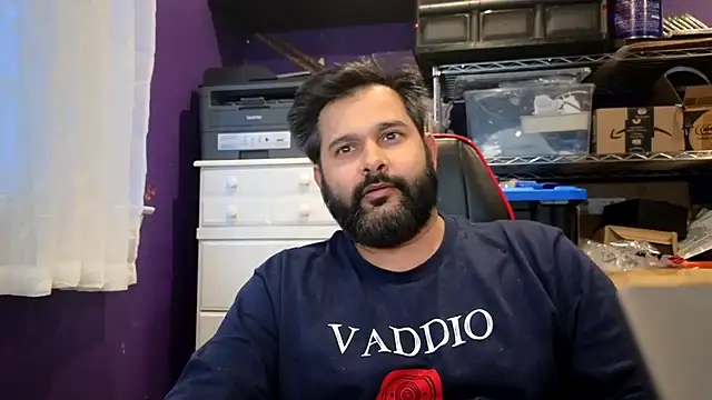 Sakhtlaundaz online show from November 2025 09:36:02 PM