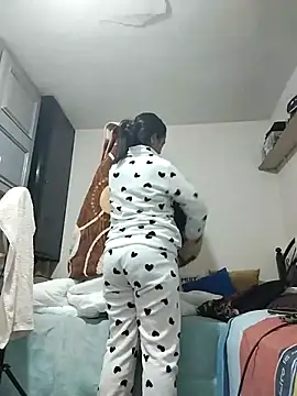 lolo890 online show from December 2025 02:35:02 PM