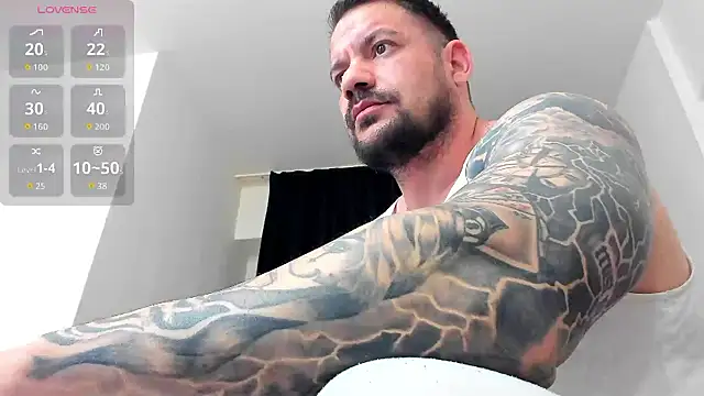 musclemonster31 online show from March 2026 10:16:01 PM