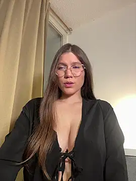 AmelieLaurent  online show from November 2025 12:57:01 AM