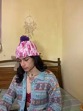 calliemaggotbone online show from February 2026 06:14:01 PM