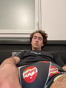 Snapshot of meilleurmodele chatting on November 2025 07:58:01 PM meilleurmodele online show from November 2025 07:58:01 PM