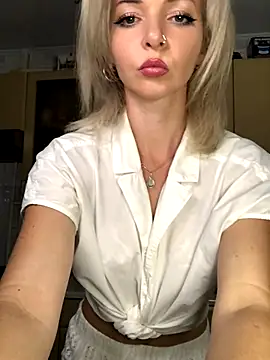 Kristina03 online show from October 2025 08:42:02 PM