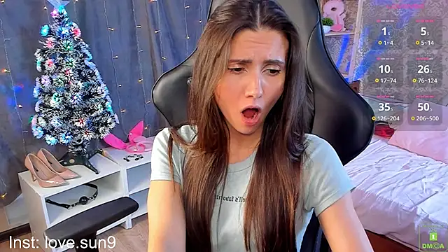 Snapshot of Michel_Momsen chatting on December 2024 07:00:01 PM Michel Momsen online show from December 2024 07:00:01 PM