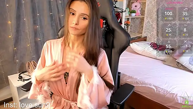 Snapshot of Michel_Momsen chatting on February 2025 12:05:02 PM Michel Momsen online show from February 2025 12:05:02 PM