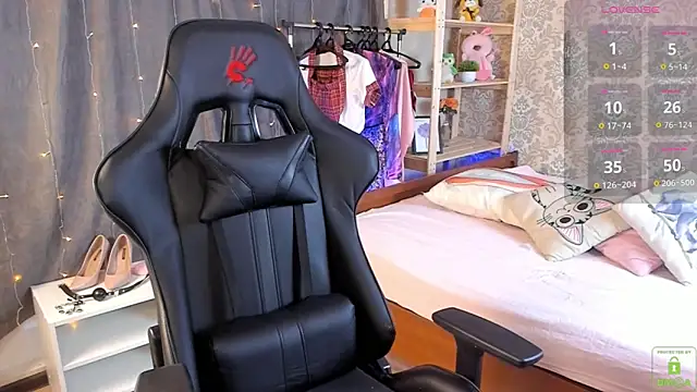 Snapshot of Michel_Momsen chatting on March 2025 12:25:02 PM Michel Momsen online show from March 2025 12:25:02 PM