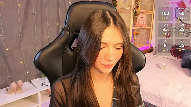 Snapshot of Michel_Momsen chatting on February 2026 12:17:01 PM Michel Momsen online show from February 2026 12:17:01 PM