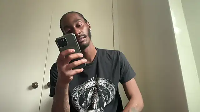 Snapshot of ITSONLYKENNY chatting on December 2025 07:41:01 PM ITSONLYKENNY online show from December 2025 07:41:01 PM