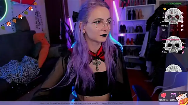 Fridart-house Fortuna online show from October 2025 01:08:02 AM