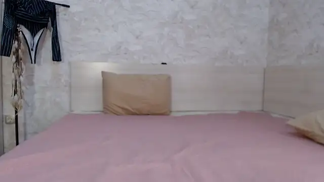 Snapshot of Terpsichore_Muse chatting on February 2025 06:39:01 AM Terpsichore Muse online show from February 2025 06:39:01 AM