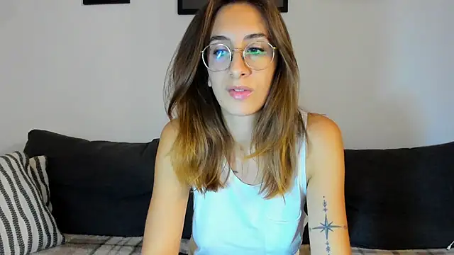 DesireMore90 online show from November 2025 10:32:01 PM