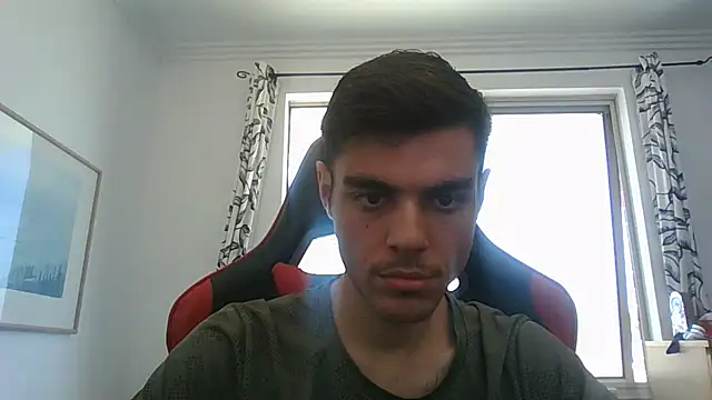 Omarnede online show from November 2025 02:32:01 AM