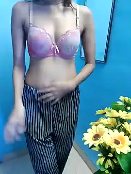 Snapshot of Karina_jaan chatting on January 2025 06:03:02 AM Karina jaan online show from January 2025 06:03:02 AM