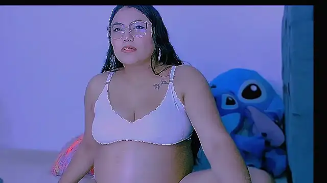 Snapshot of KathieBurning chatting on January 2026 07:41:01 PM KathieBurning online show from January 2026 07:41:01 PM