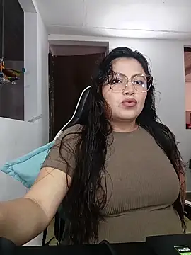Snapshot of KathieBurning chatting on January 2026 06:55:02 PM KathieBurning online show from January 2026 06:55:02 PM