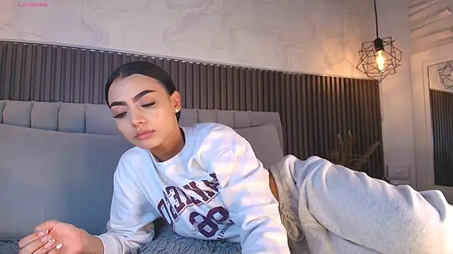 SHANONCLARK online show from February 2026 07:12:02 PM