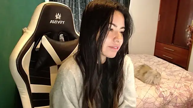 alice middlee online show from July 2026 03:47:02 PM