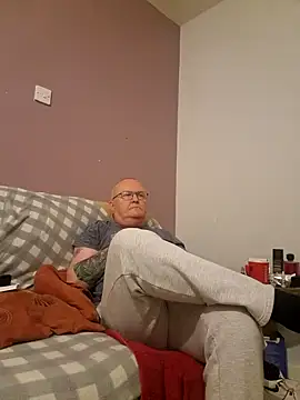 FriendlyDave online show from February 2025 09:41:02 PM