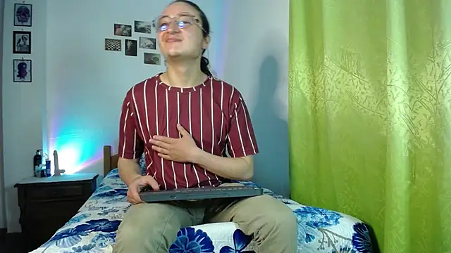 monkeywillwhite online show from November 2025 12:09:01 AM