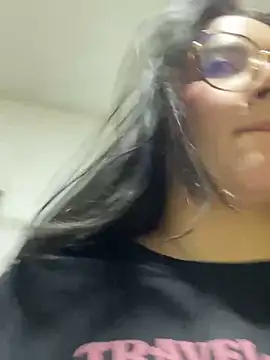 Snapshot of Lia_flowers chatting on February 2025 02:50:02 AM Lia flowers online show from February 2025 02:50:02 AM