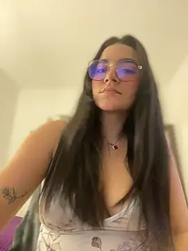 Snapshot of Lia_flowers chatting on March 2025 11:05:01 PM Lia flowers online show from March 2025 11:05:01 PM