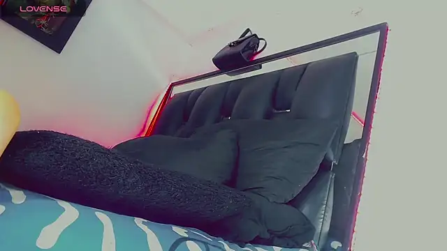 candy kendall online show from April 2026 08:13:01 AM