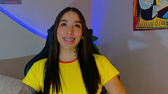 KAYLA BATISTA online show from June 2026 11:09:01 PM
