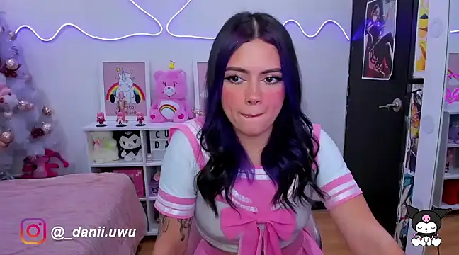 Snapshot of CuteDani_ chatting on December 2024 01:51:01 AM CuteDani online show from December 2024 01:51:01 AM