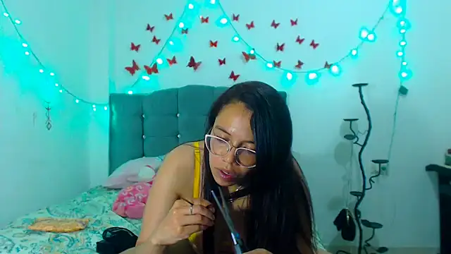 AmaraRoberts420 online show from February 2025 03:53:01 AM