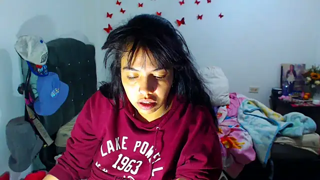 AmaraRoberts420 online show from September 2025 10:33:02 PM