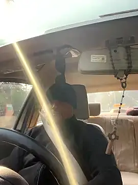 Dick 6inches online show from January 2026 04:40:01 AM