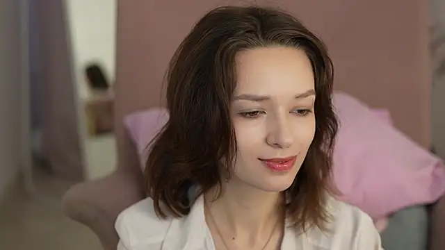 Snapshot of VivianLy_ chatting on January 2025 07:36:01 AM VivianLy  online show from January 2025 07:36:01 AM