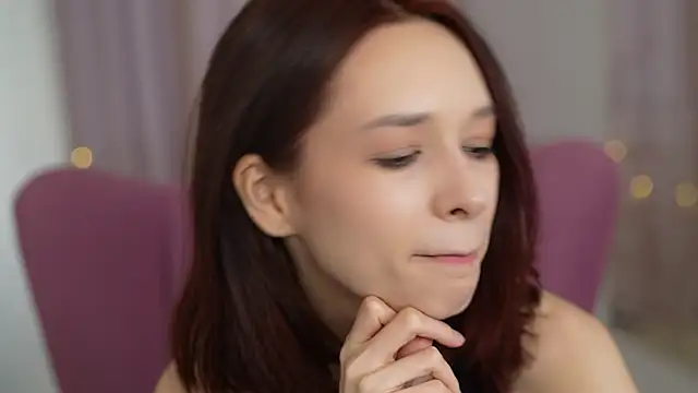 Snapshot of VivianLy_ chatting on March 2025 11:19:02 AM VivianLy  online show from March 2025 11:19:02 AM