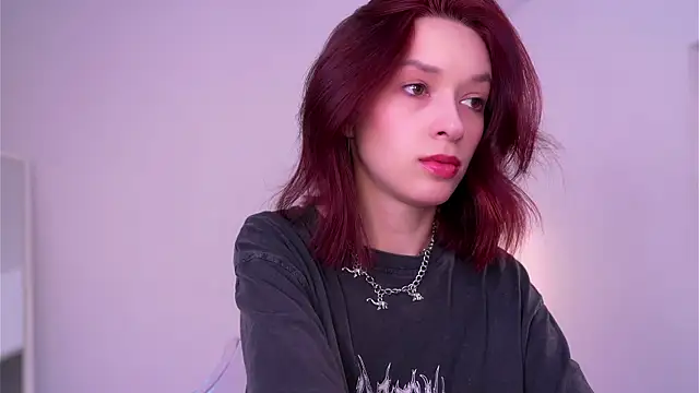 Snapshot of VivianLy_ chatting on March 2025 08:14:01 AM VivianLy  online show from March 2025 08:14:01 AM