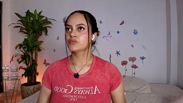 VICTORIABLACK xh online show from February 2026 07:34:02 PM