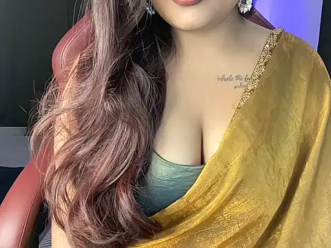 Snapshot of shanayaaa_1 chatting on September 2025 06:41:02 PM shanayaaa 1 online show from September 2025 06:41:02 PM